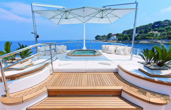 Nouveauté 2013 piscine yacht par compass pools
