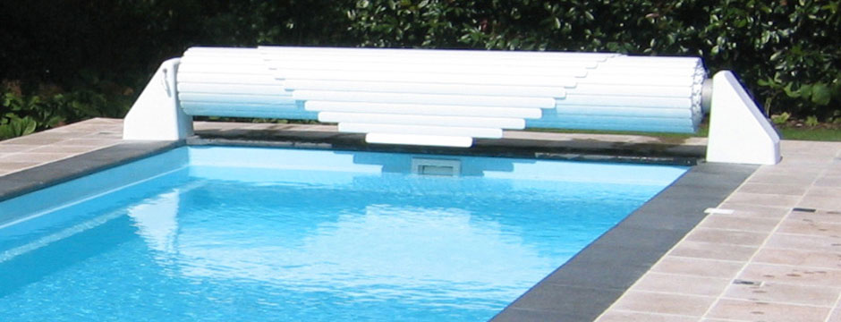 Volet hors sol pour piscine extérieur, intérieure, existante ou neuve