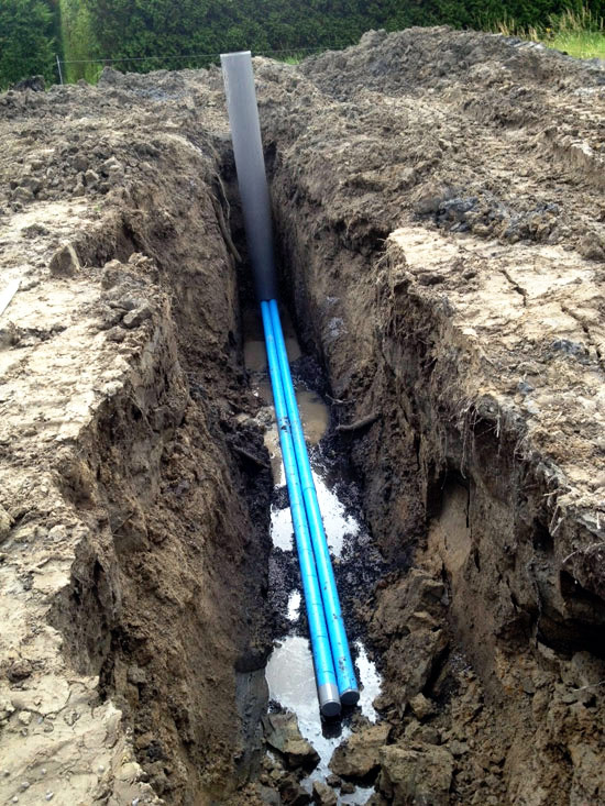 Installation de la tranchée drainante vers la buse de décompression