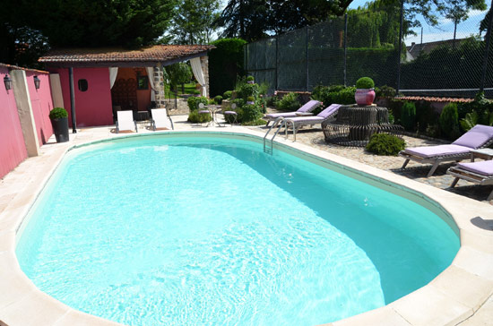 resultat-final-la-piscine-en-eau Le résultat final la piscine mise en eau