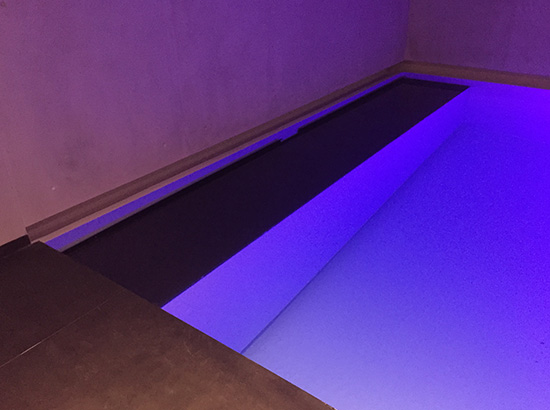 Coffre volet banquette piscine miroir