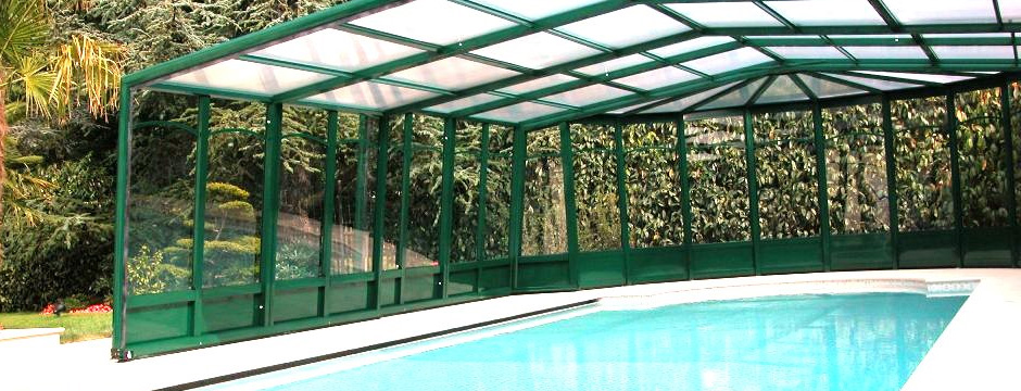 Abri de piscine plat à profilés gris anthracite